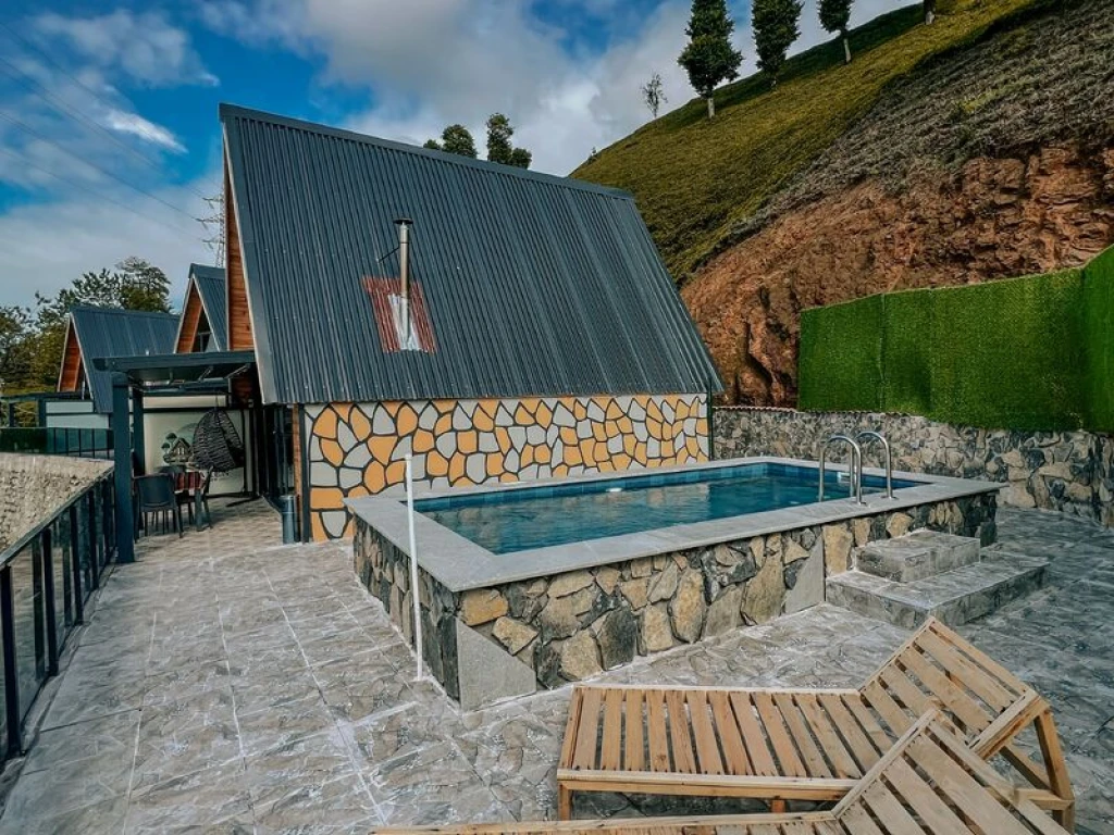 Havuzlu, Doğa ve Deniz Manzaralı Muhafazakâr Bungalov