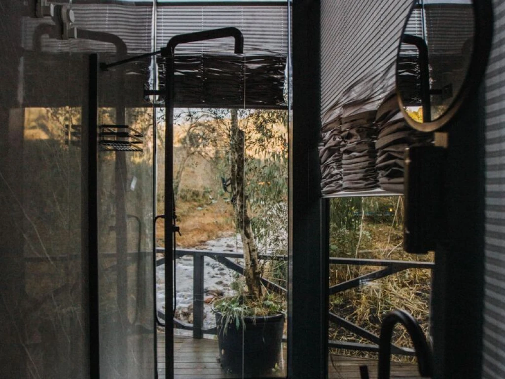 Isıtmalı Havuzlu Muhafazakar Bungalov ve Jakuzili Tiny House