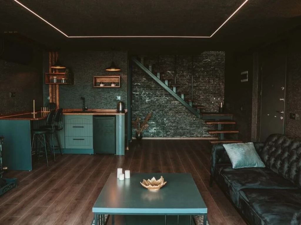 Jakuzili ve Cam Tavanlı Bungalovlar