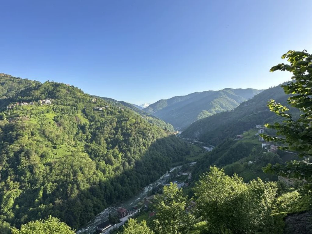 Loresima Dağ Evleri