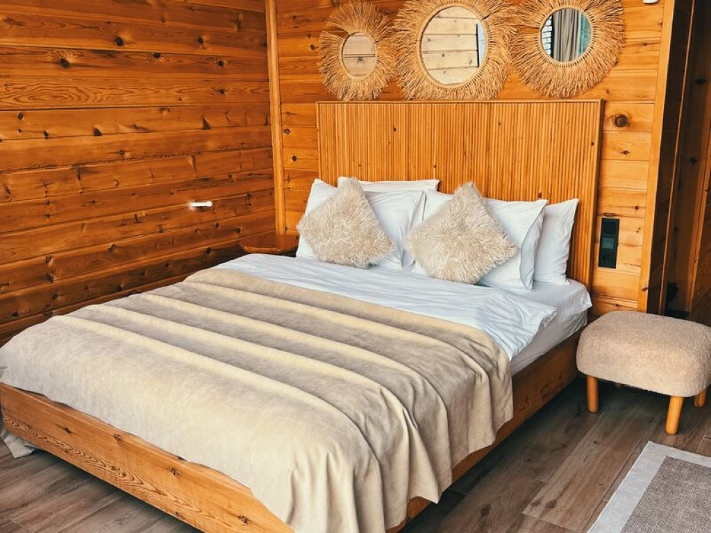 Rize Özel Jakuzili Balayı Bungalovları