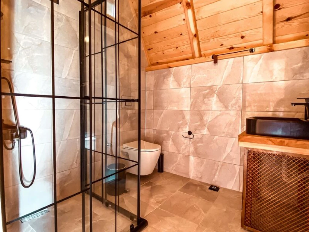 Rize Özel Jakuzili Balayı Bungalovları