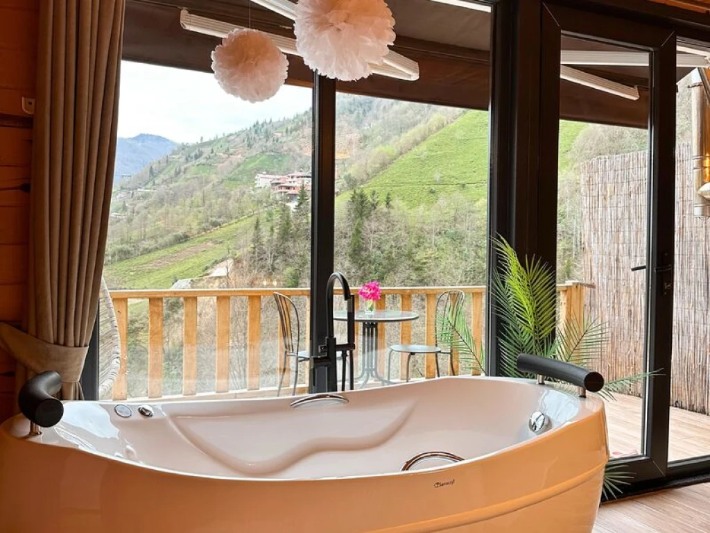 Rize Özel Jakuzili Balayı Bungalovları
