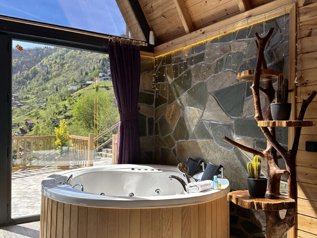 Vadi View Dubleks Jakuzili Bungalov