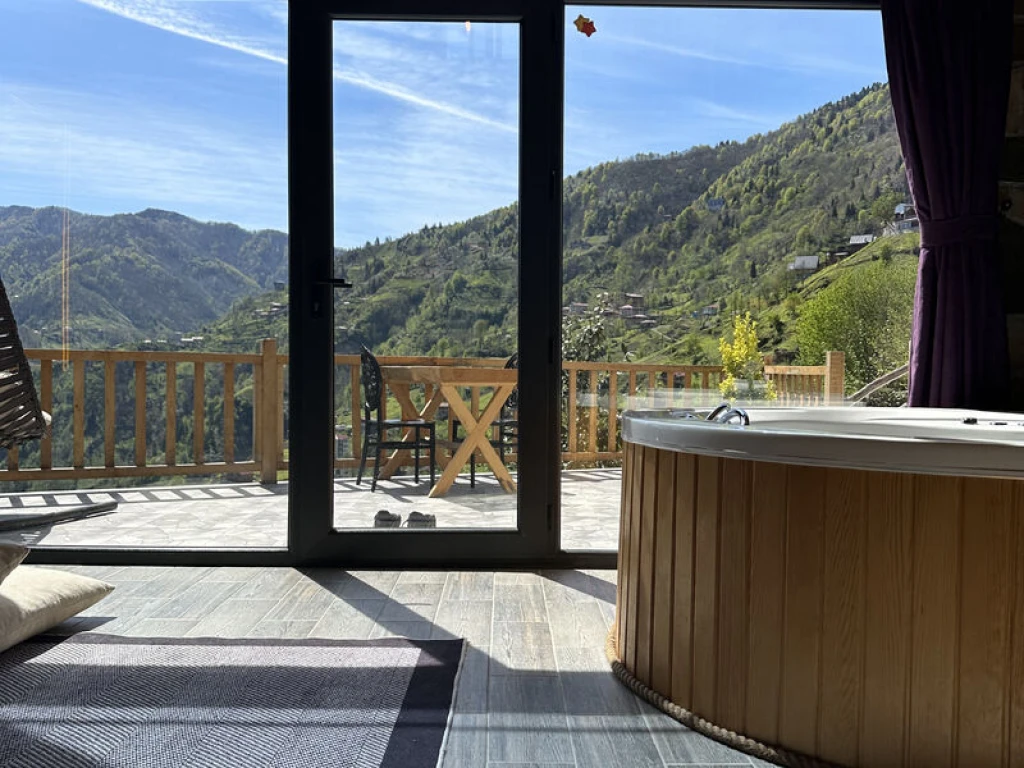 Vadi View Dubleks Jakuzili Bungalov