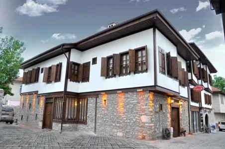 Güzelcehisar Lav Sütunları Safranbolu Amasra ve Zonguldak Turu / 1 Gece Konaklamalı / İstanbul Çıkışlı