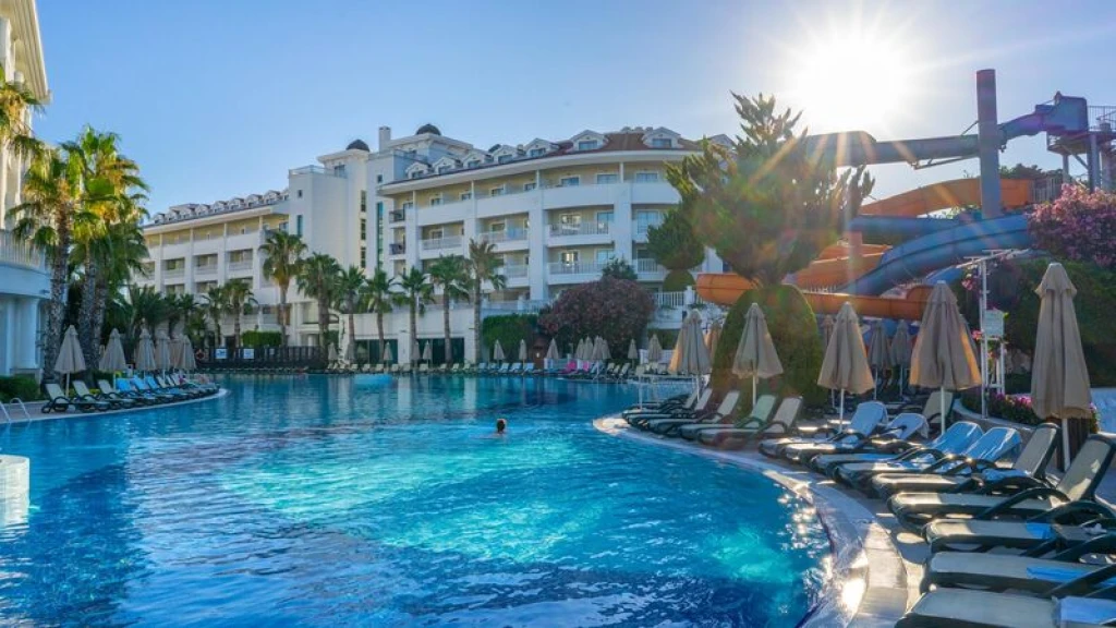 Alba Queen Hotel