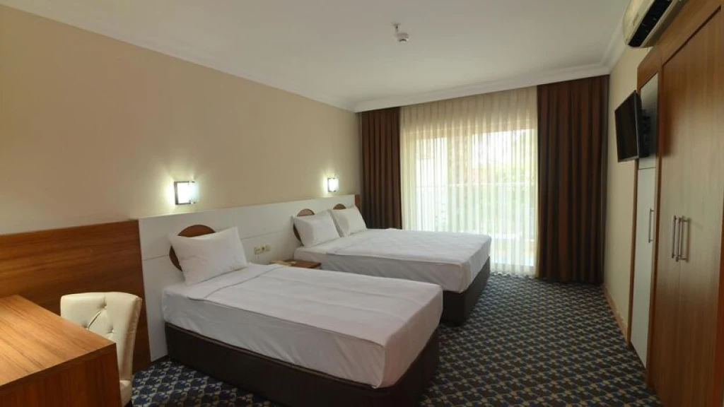Omorfi Garden Resort