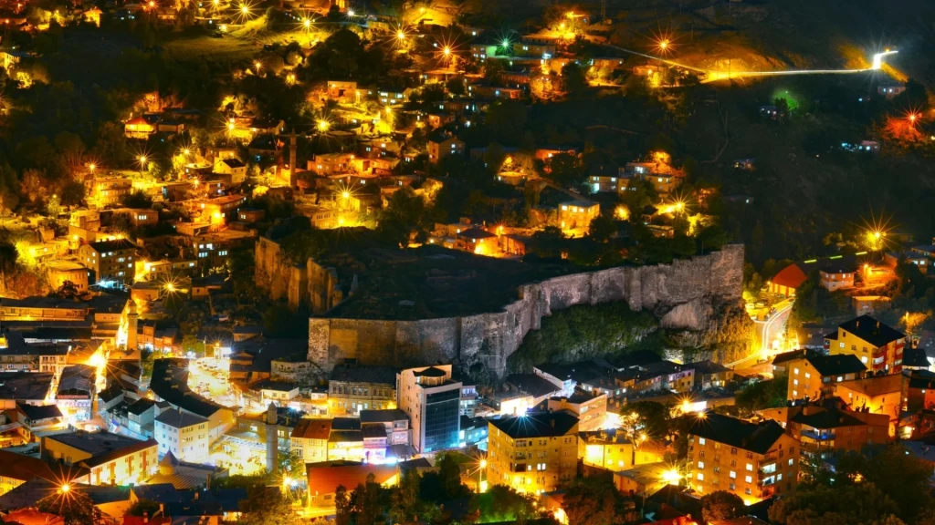 29 Ekim Özel Uçaklı İkonik Doğu Anadolu & Nahçıvan Turu / 4 Gece Konaklamalı / Ankara Çıkışlı