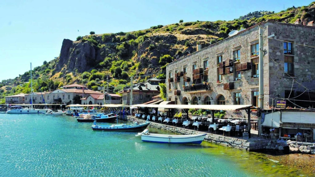29 Ekim Özel Kazdağları, Assos, Truva Ve Çanakkale Şehitlik Turu / 1 Gece Otel Konaklamalı / İstanbul Çıkışlı