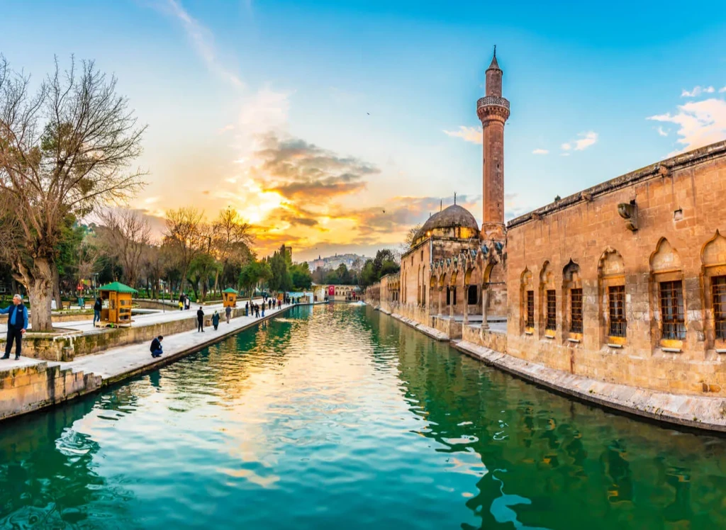29 Ekim Özel Uçaklı Butik Şanlıurfa, Mardin Ve Diyarbakır Turu / 2 Gece Otel Konaklamalı / İstanbul Çıkışlı