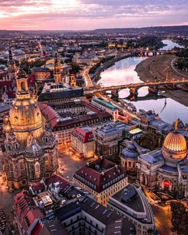 Antalya Çıkışlı Büyük Orta Avrupa Turu | Viyana, Budapeşte, Prag & Berlin