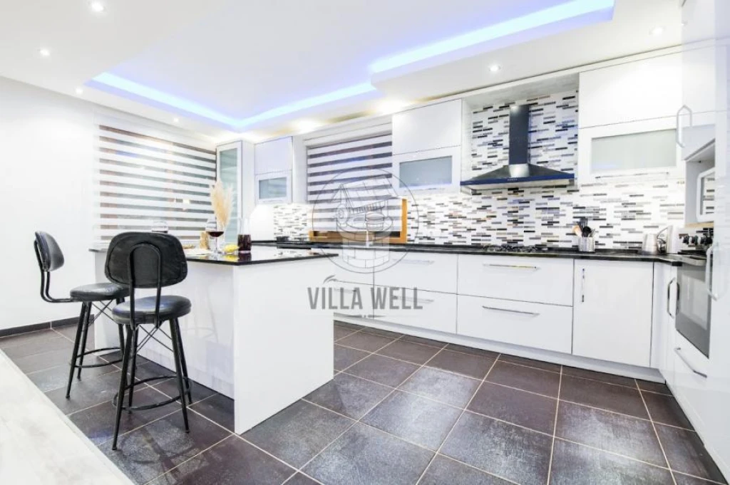 Villa Well