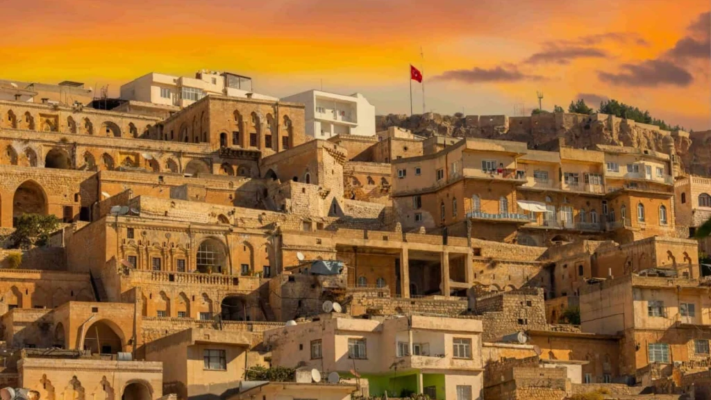 29 Ekim Özel Uçaklı Uzak Şehir Mardin Midyat Turu / 2 Gece Otel Konaklamalı / İstanbul Çıkışlı