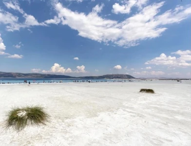 Salda Pamukkale Çeşme Alaçatı Tour
