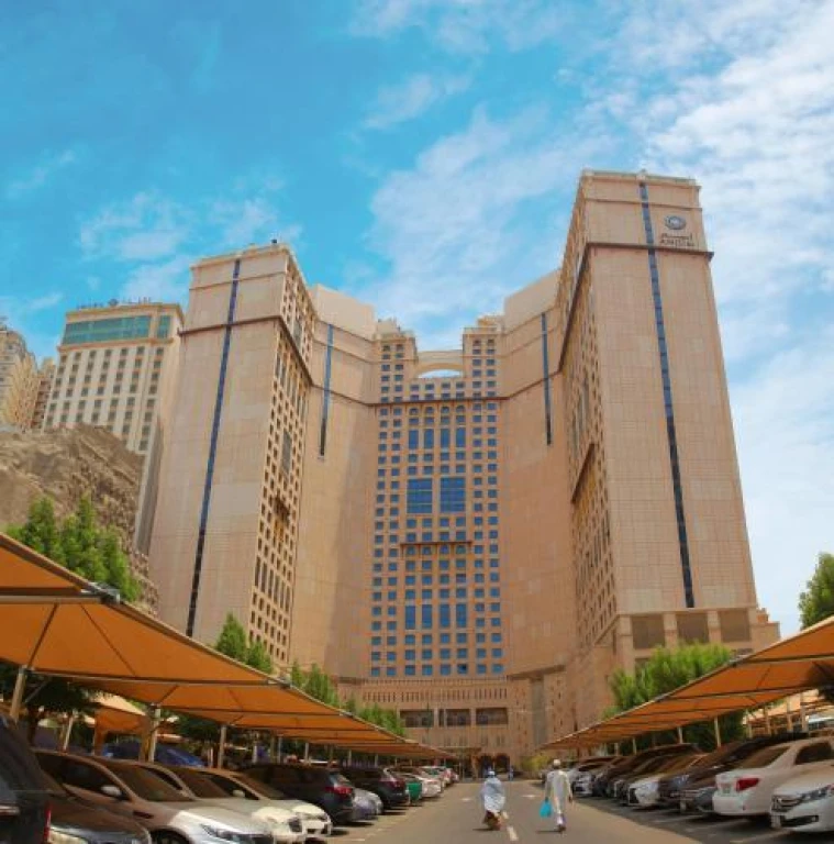 Ekim 27, 2026, 8 Günlük Umre,  Anjum Hotel 5* (Mekke) - Crowne Plaza 5* (Medine)
