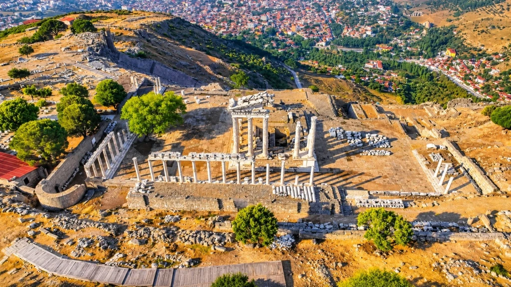 Bergama Ayvalık Cennet Tepesi Kazdağları Turu / 1 Gece Otel Konaklamalı / İstanbul, Gebze ve Bursa Çıkışlı