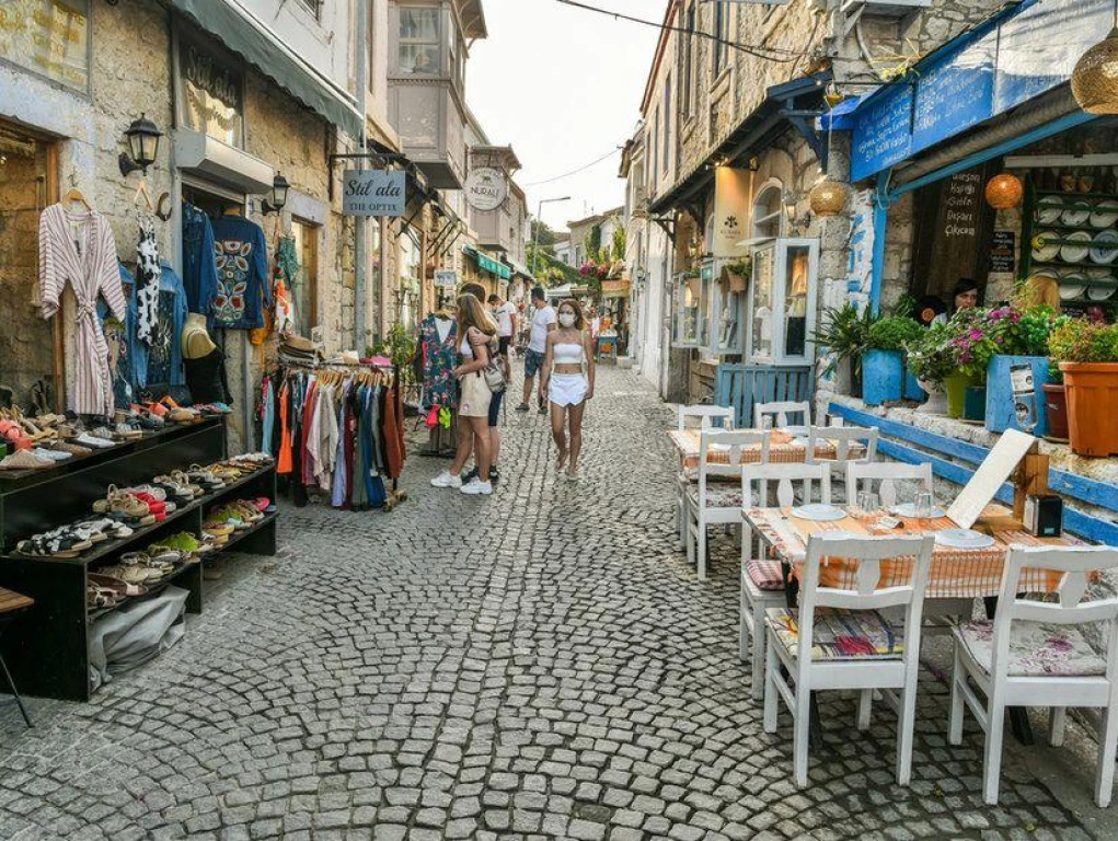 Alaçatı Ot Festivali Turu - 1 Gece Otel Konaklamalı