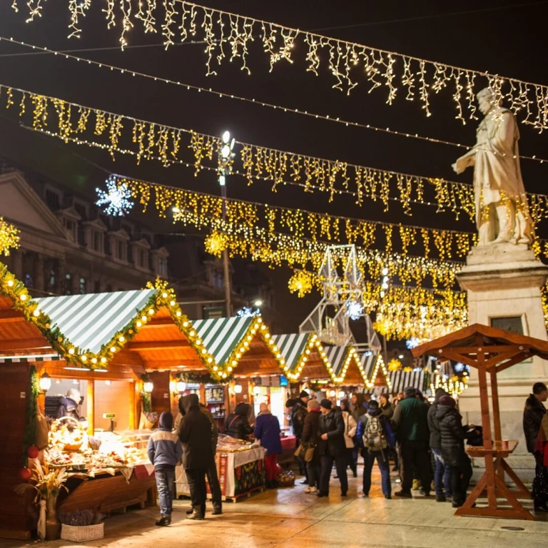 NOEL PAZARLARI  Romanya turu Romanya & Transilvanya ve   Şatolar & Bulgaristan (VELİKO TIRNOVA) Turu