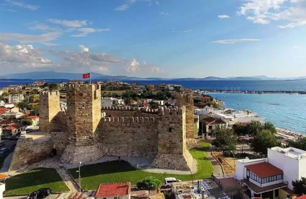 Egenin Saklı Köyleri Şirince Seferihisar Urla Alaçatı Turu 2 Gece Otel Konaklamalı İstanbul Çıkışlı / Ramazan Bayramı Özel