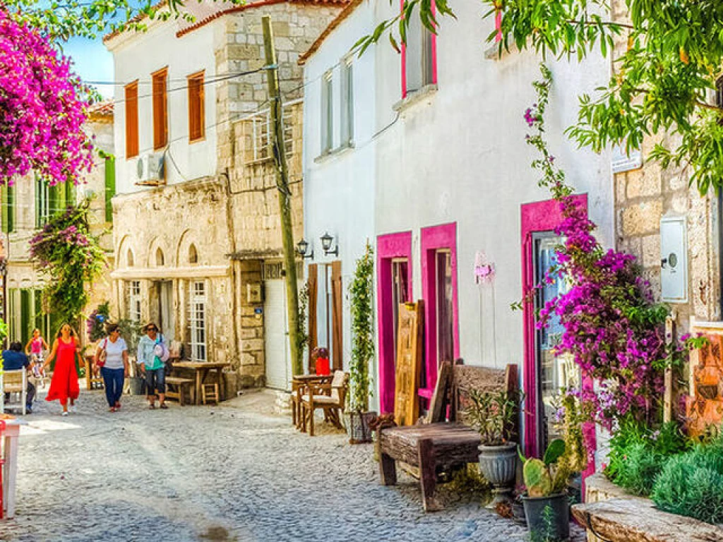 ALAÇATI OT FESTİVALİ TURU