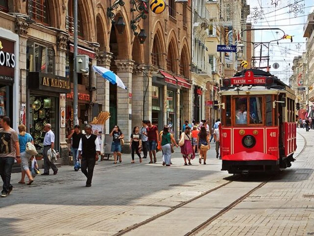 Denizli Çıkışlı İstanbul Turu 1 Gece Konaklamalı