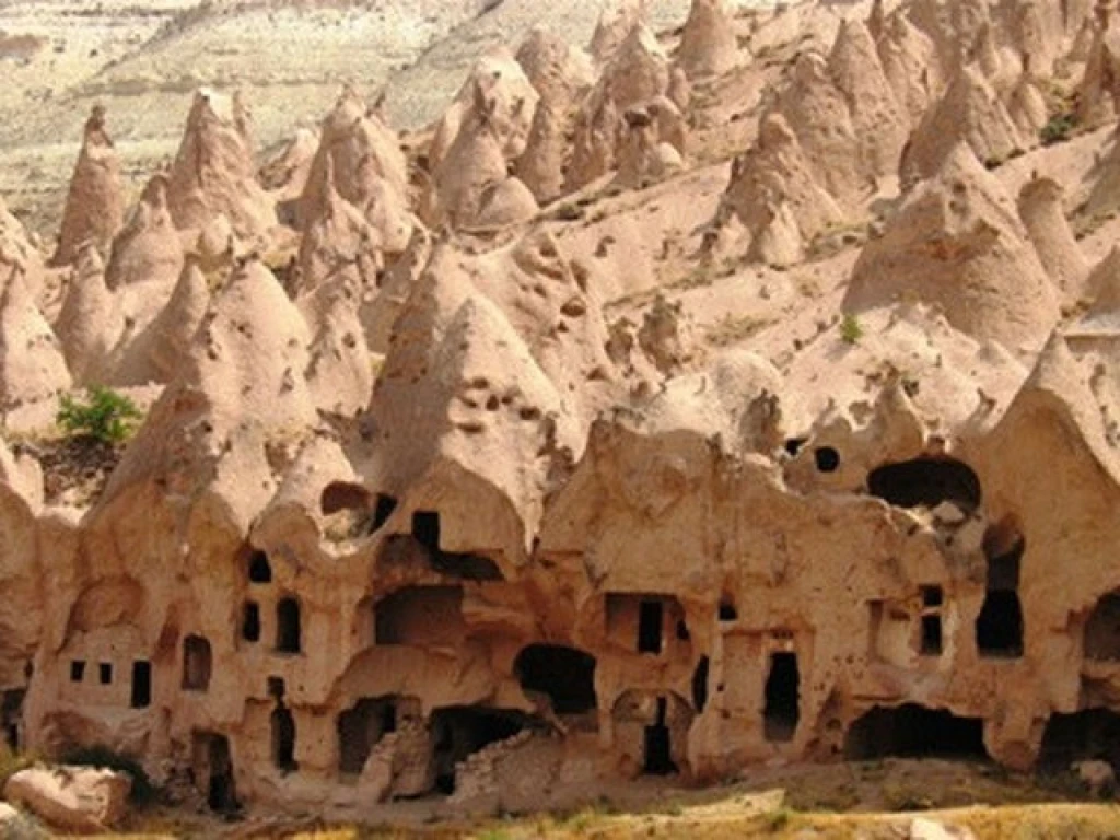 Denizli Çıkışlı Kapadokya Turu 1 Gece Konakalamı