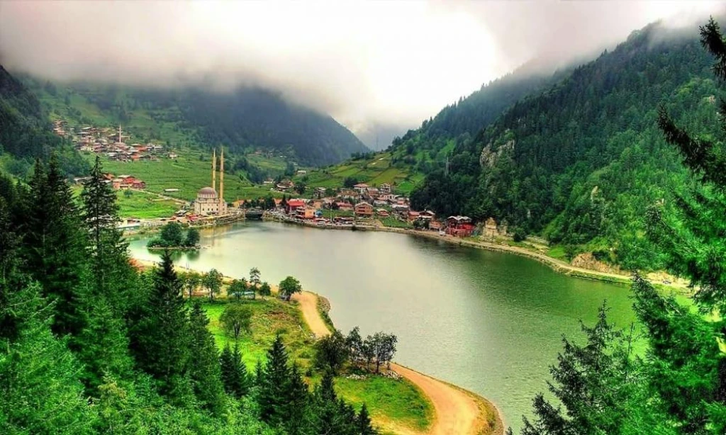 PAÜ Gezi -> Doğu Karadeniz Turu | Denizli Çıkışlı | İntoku Travel | Gençlere Özel