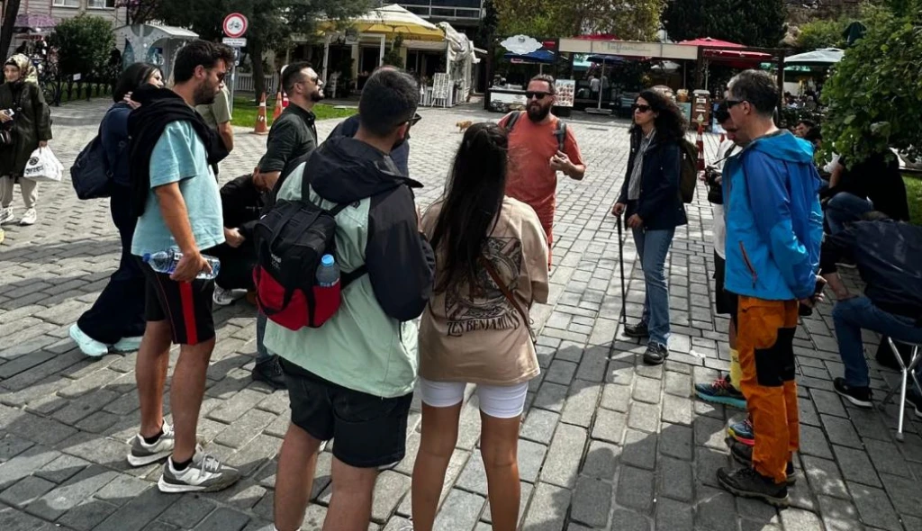 İST -> Büyükada Trekking Turu | İstanbul’da Turist Olmak
