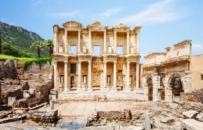Efes Antik Kenti: Antik Dünyanın Parlayan Yıldızı