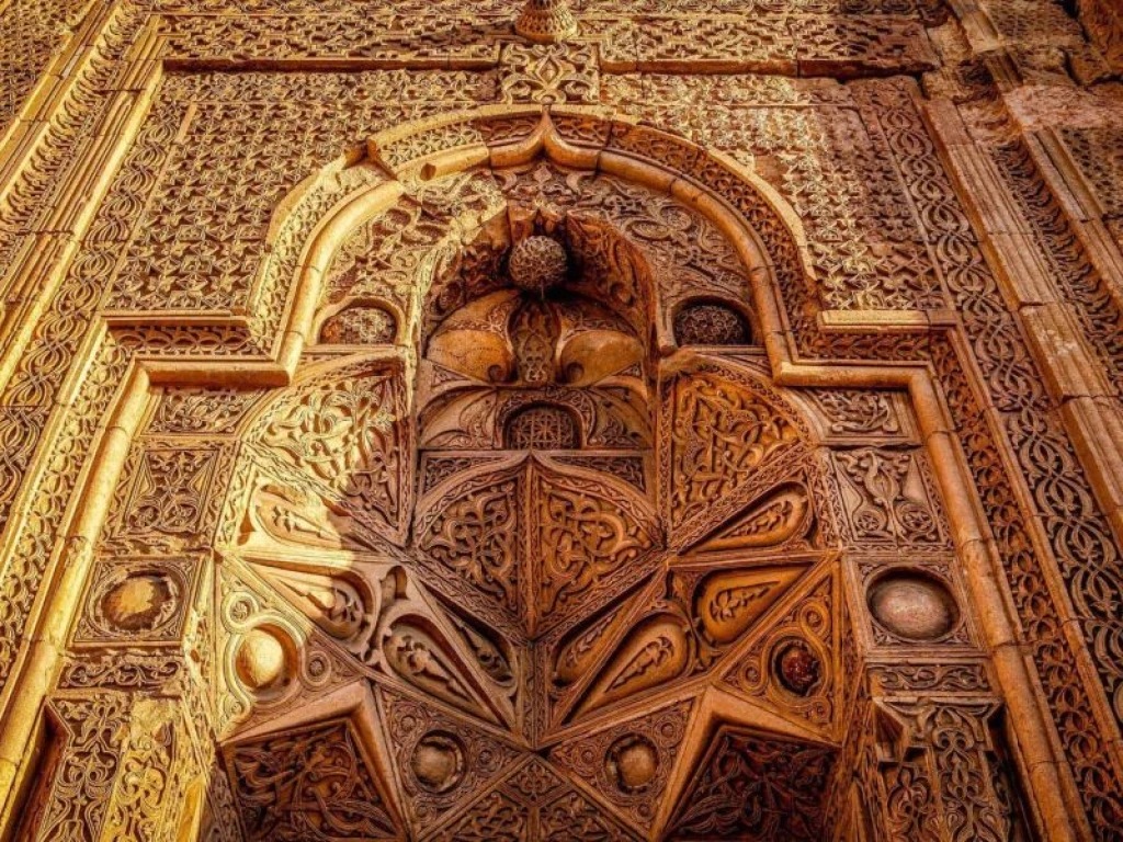 Yüksek Hızlı Tren İle Sivas – Divriği– Kangal Turu
