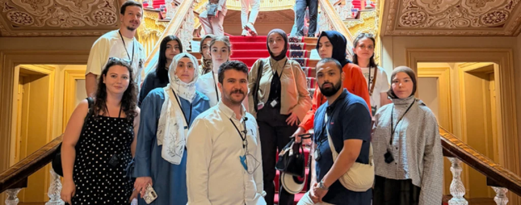 Ahmet Gülmez ile Dolmabahçe Sarayı Turu