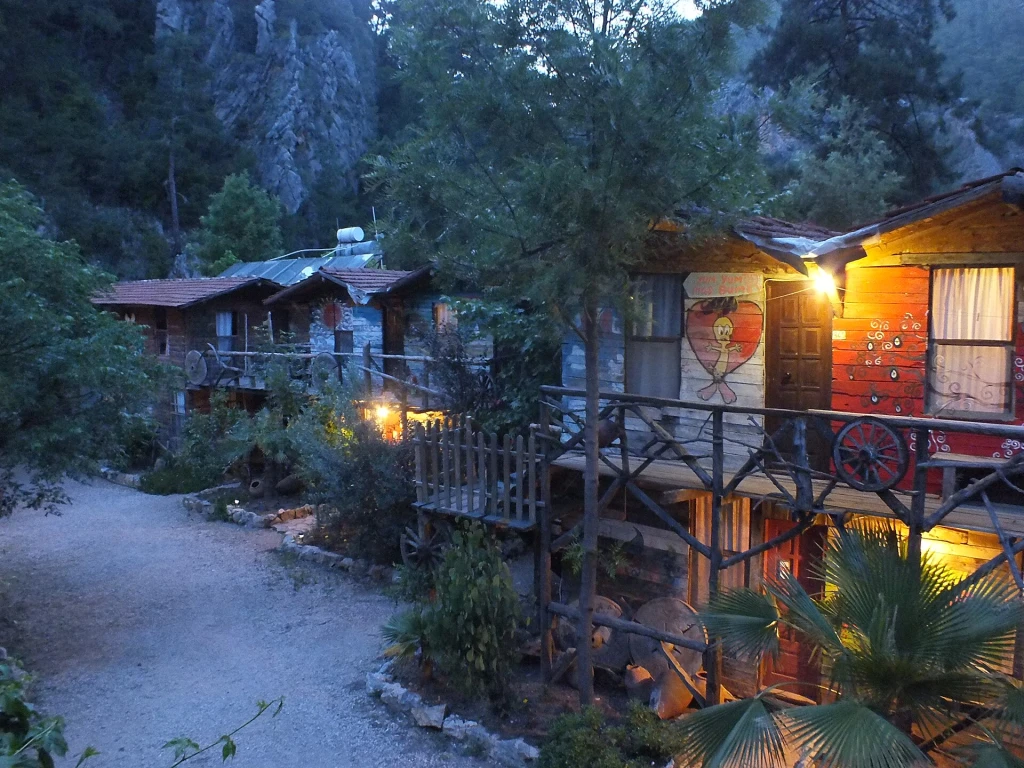Ankara Çıkışlı Otobüslü Olympos Turu: 4 Gece 5 Gün