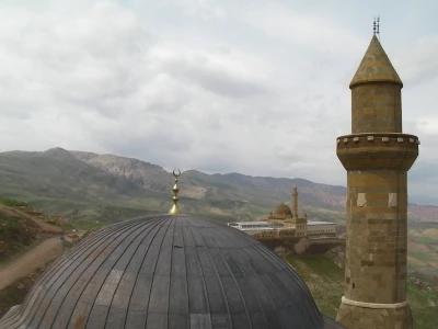 Ankara Çıkışlı Van, Doğubayazıt ve Kars Turu (Uçak Gidiş, Turistik Doğu Ekspresi Dönüş): 4 Gece 5 Gü...