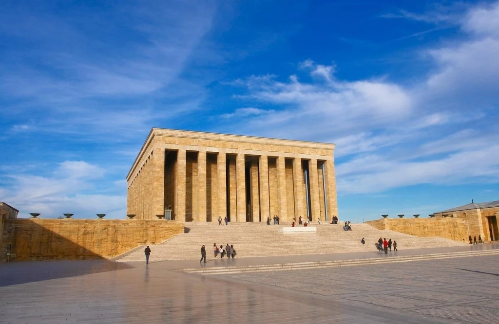 Eskişehir Ankara Turu • Cumhuriyetin İzinden Masalsı Şehre
