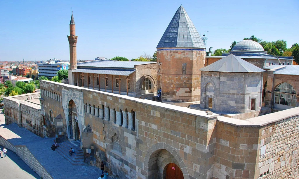 İstanbul Kalkışlı/Benzersiz Doğu Ekspresi Ve Nahçıvan Turu/5 Gece 6 Gün