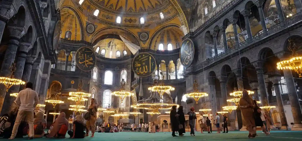 FULL DAY ISTANBUL OLD CITY UNIQUE CORNERS TOUR