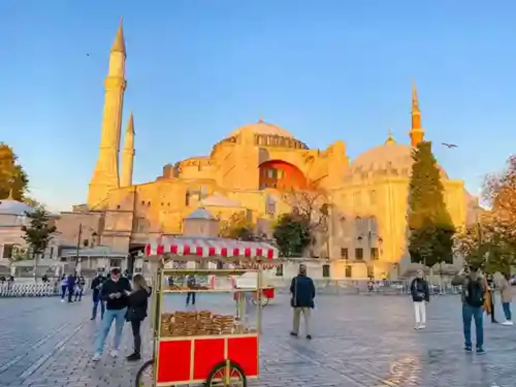 FULL DAY ISTANBUL OLD CITY UNIQUE CORNERS TOUR