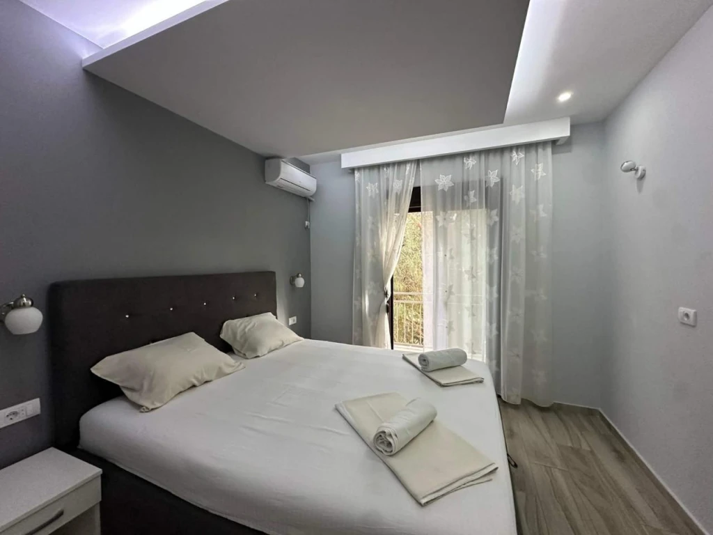 APARTMENTS MOCO