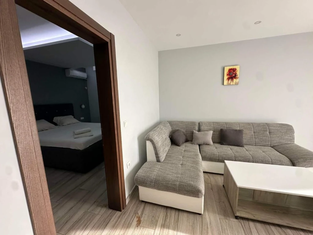 APARTMENTS MOCO