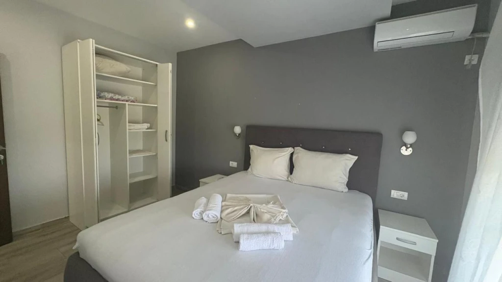 APARTMENTS MOCO