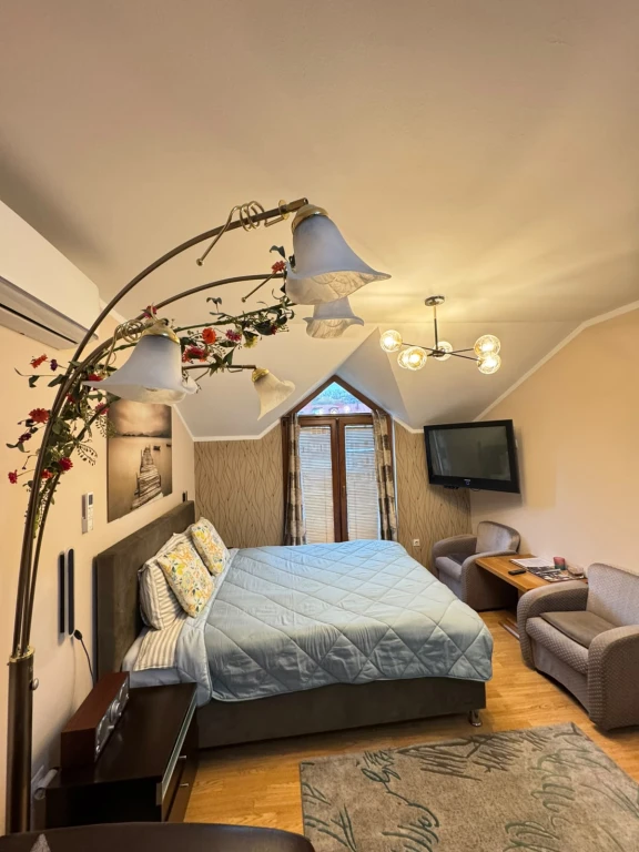 ALEKSANDRA APARTMENT