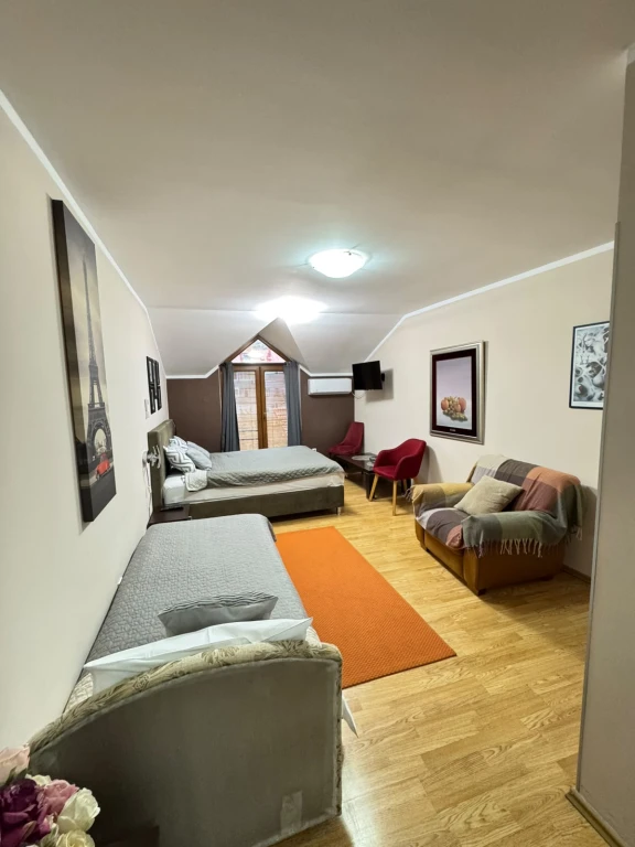 ALEKSANDRA APARTMENT