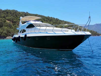 Bosphorus Luxury Yacht Tour