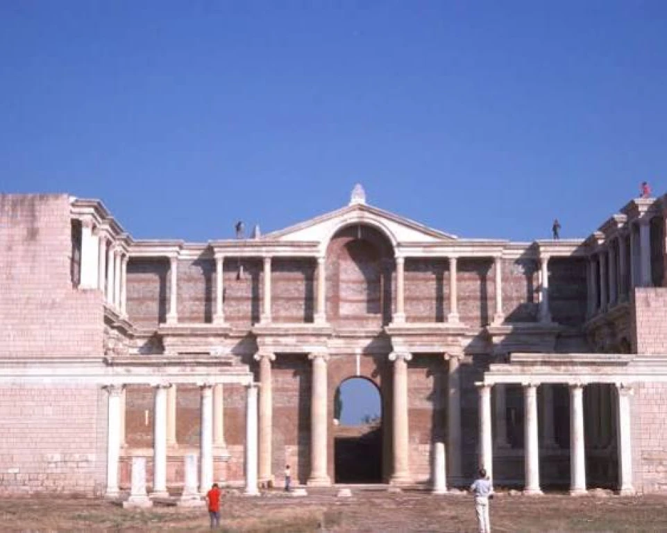 SALİHLİ & UŞAK ROTALARI  VOLKANİK MUCİZELER VE TERMAL KEYİF TURU