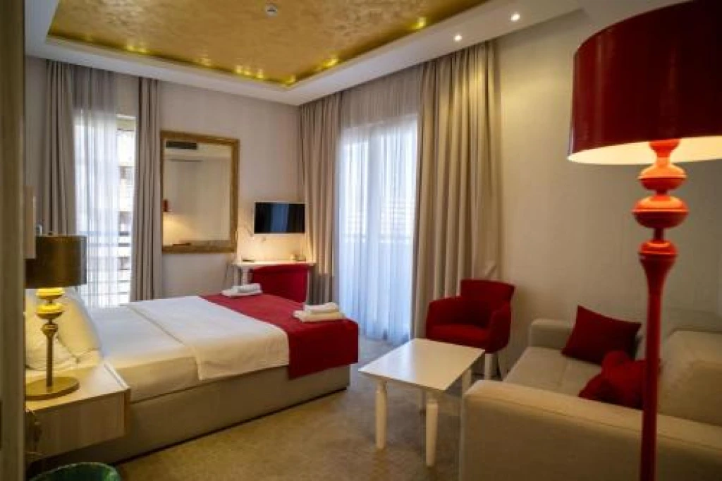 HOTEL ATINA