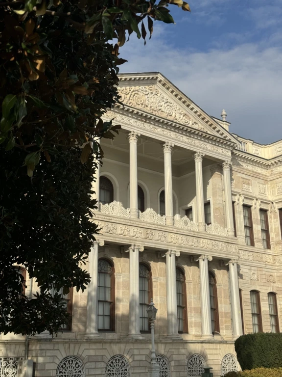 Dolmabahçe Sarayı Turu