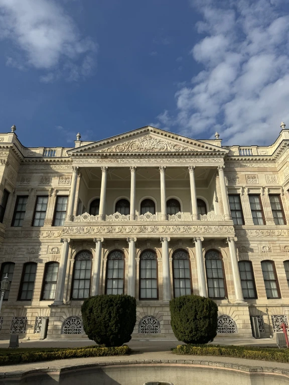 Dolmabahçe Sarayı Turu