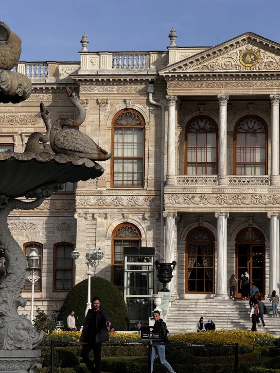 Dolmabahçe Sarayı Turu