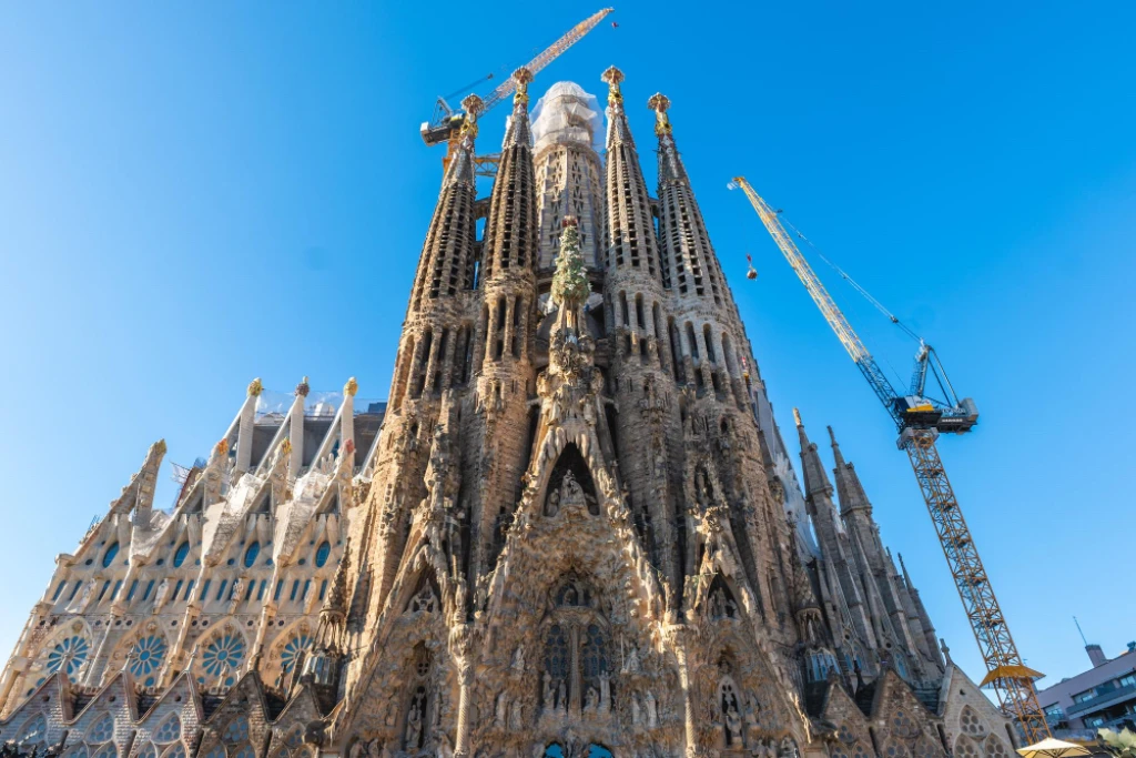 BARCELONA TURU 2027 YAZ (BCN-BCN) PC
